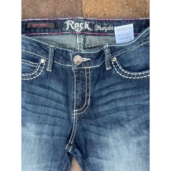 Wrangler Rock 47 mid rise cross embellished bootcut jeans size 7/8L x34 - Picture 5 of 5